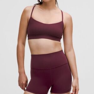 Lululemon Flow Y bra Nulu Light Support A-C Cup